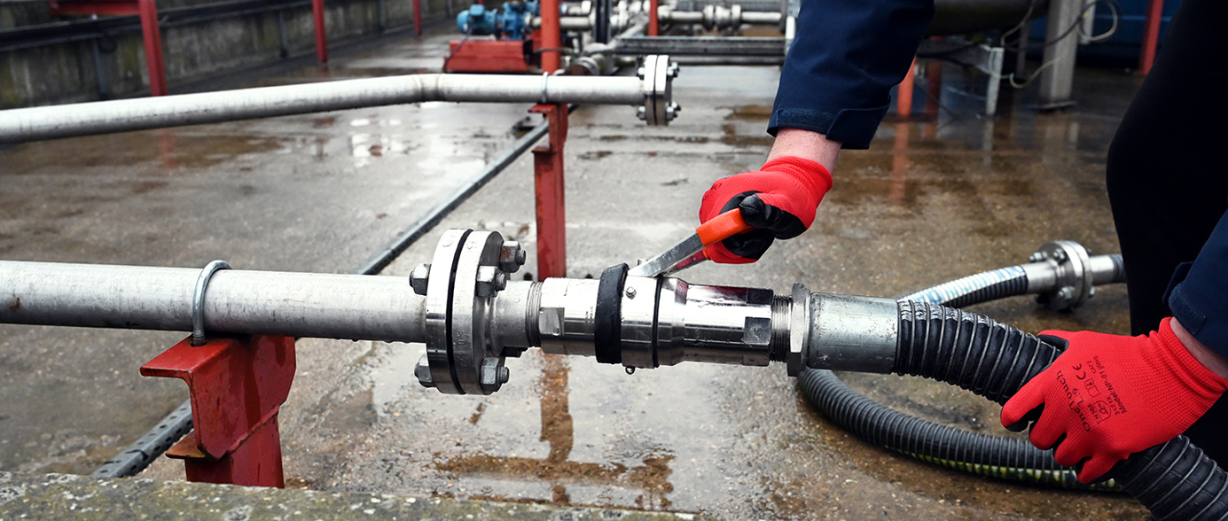 Reynolds Training Services utiliza los acoplamientos de rotura en seco Smartflow de CEJN para enseñar seguridad en industrias de alto riesgo