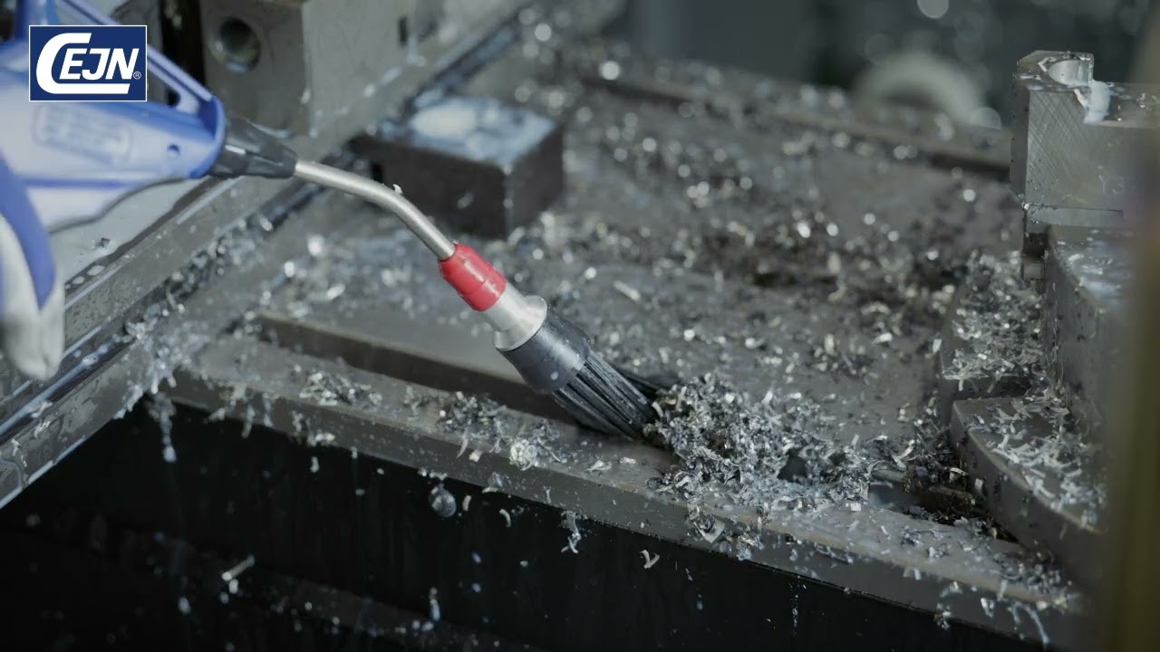 Video: Brush nozzle for compressed air blow guns